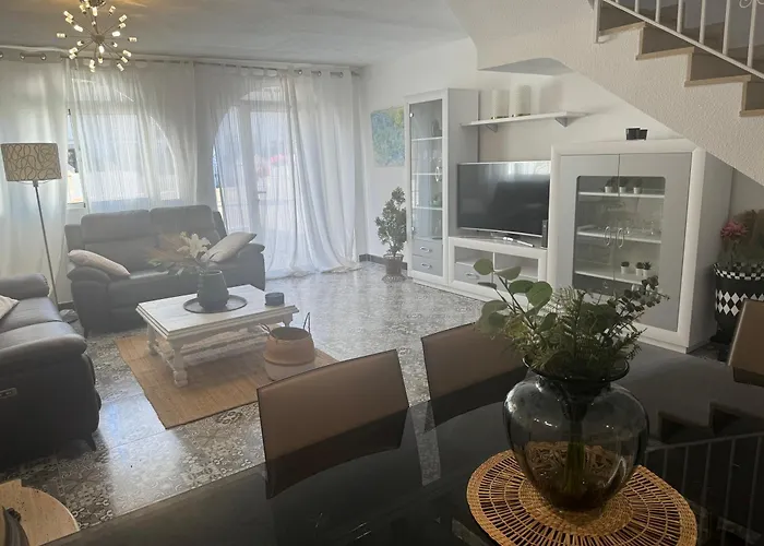 Casa En Cabo Huertas Con Piscina Privada Y Zona Residencial By Turihome