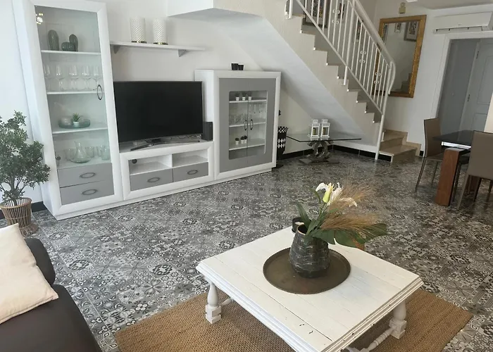 Casa En Cabo Huertas Con Piscina Privada Y Zona Residencial By Turihome 度假居 *